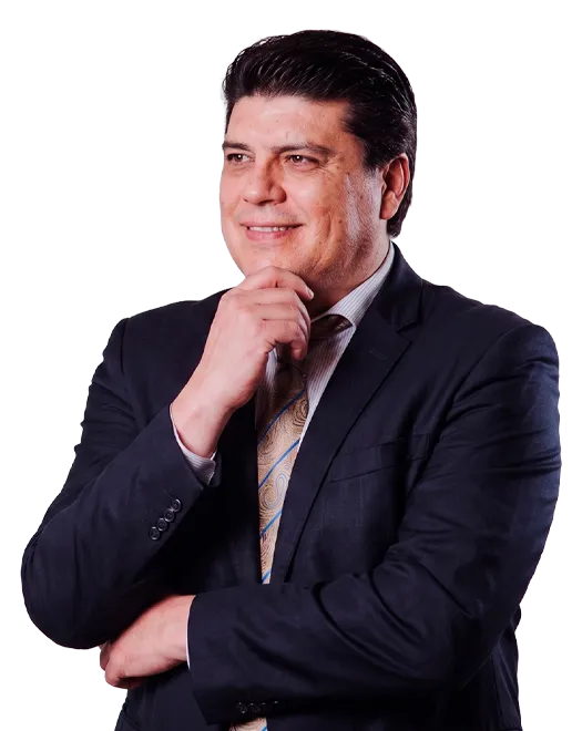 Dr. Adán Valenzuela Arenivar, urólogo en Chihuahua